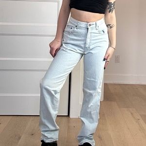 80s/90s VINTAGE Light Wash Denim High Waisted Straight Leg Jeans BLUE ZONE